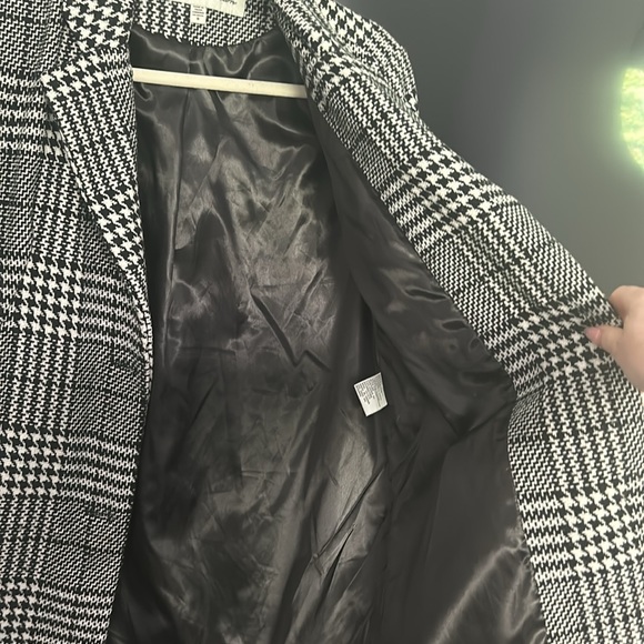 Trench coat - Picture 3 of 9